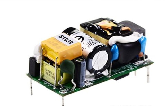 明緯桌上型電源可編程黑科技精準調控每一度電