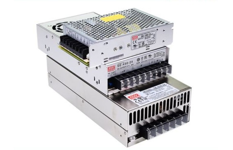 明緯 LPF 系列塑料外殼電源適配多樣場(chǎng)景輕松滿足用電需求